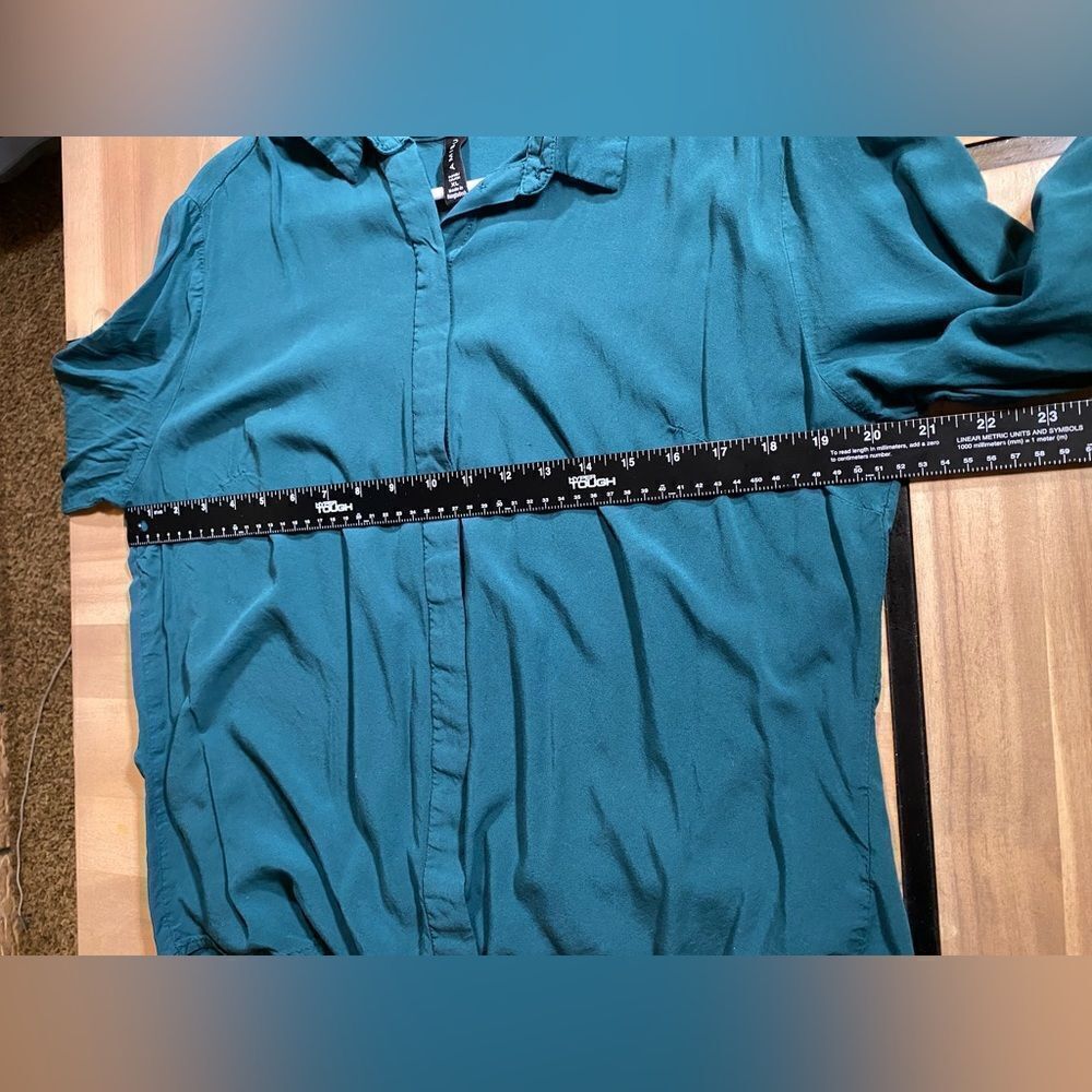 Blue button down high low blouse‎ - Picture 3 of 6